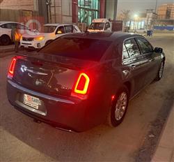 کرایسلەر 300